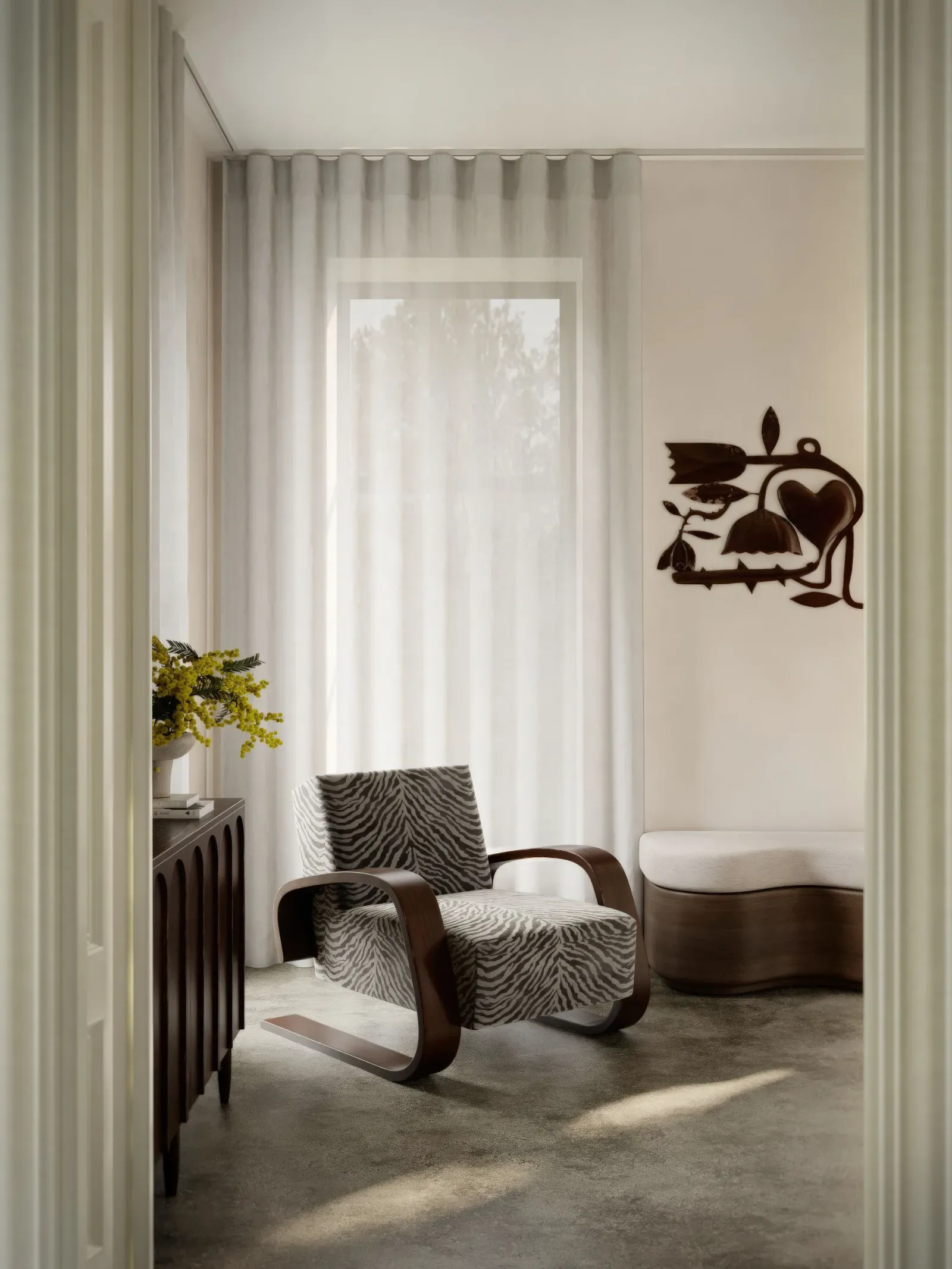 Furniture and decor options for a girl's room. Visualization